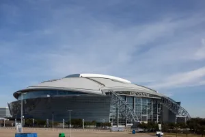 New lawsuit alleges Arlington council vote to fund AT&T Stadium improvements was improper