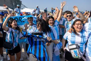 Messi makes history in Arlington as Argentina fans flood Dallas Stadium