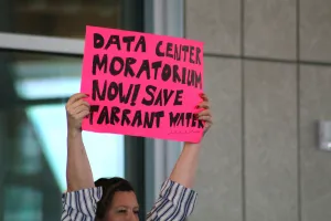Majority of Fort Worth council members call for data center moratorium