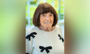 Retiree finds rewarding second act volunteering at Mansfield hospital