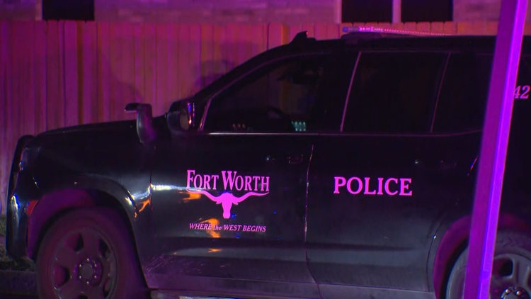 Man hit, killed after exiting his vehicle to assess damage from minor crash, Fort Worth police say
